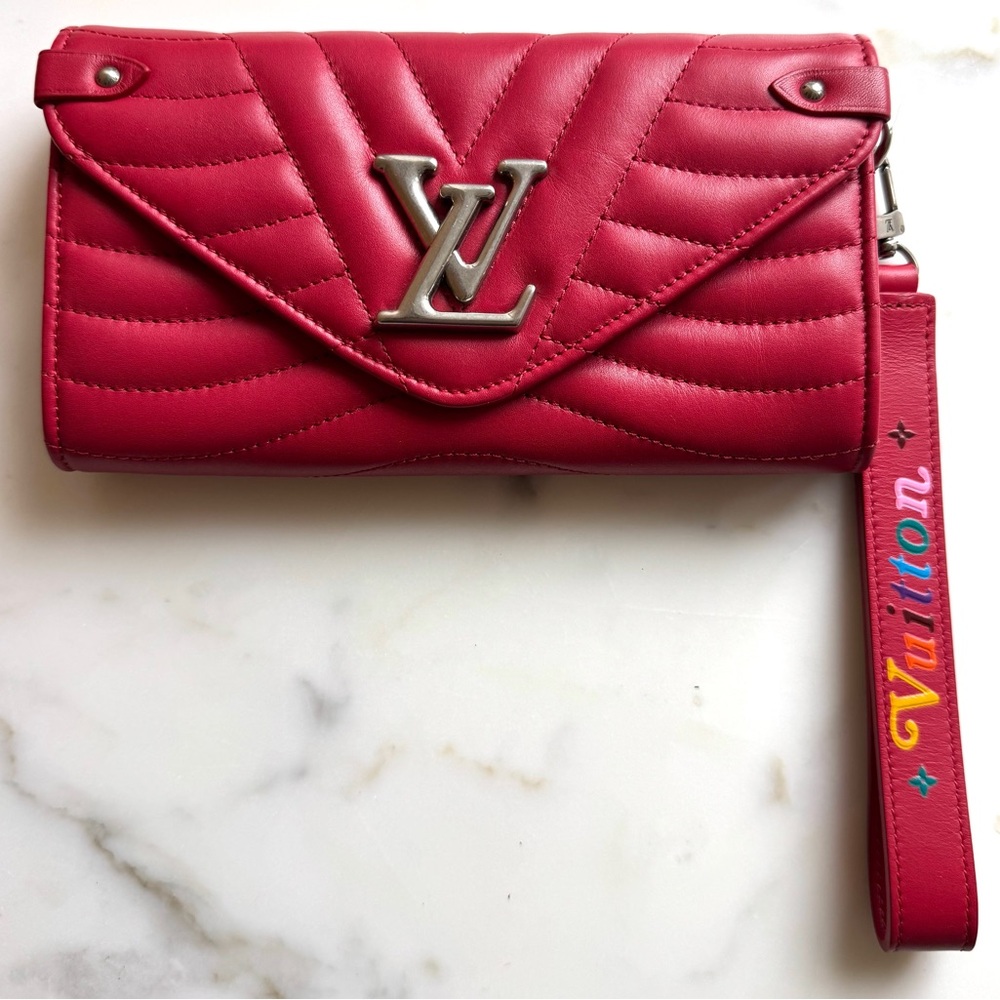LOUIS VUITTON New Wave Long Wallet Rouge Red Calfskin Silver LV Wrist Strap MIE